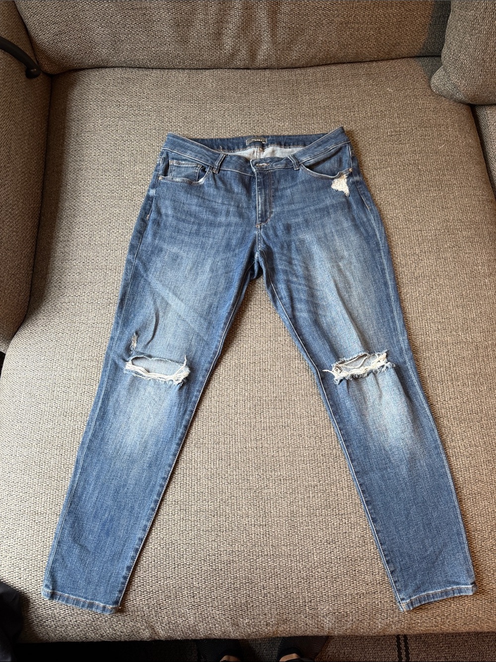 Women's Distressed Blue Slim Jeans